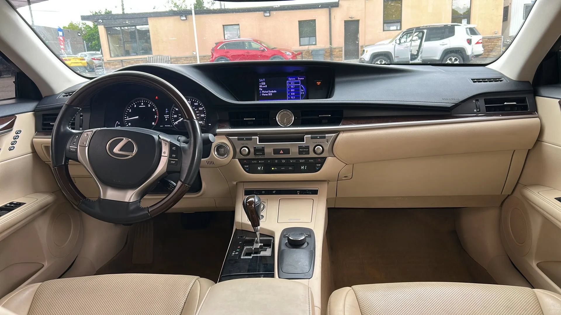 Used 2014 Lexus ES 350 w/ Premium Package FWD image 19
