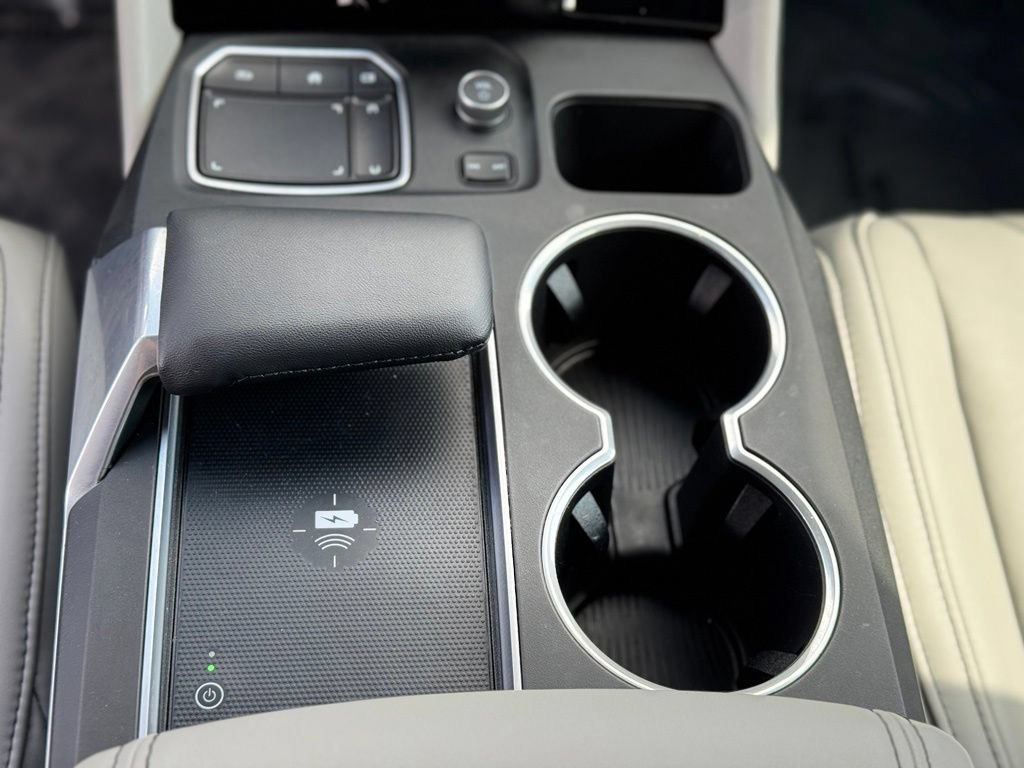 Used 2023 Acura MDX w/ Technology Package AWD/4WD image 18