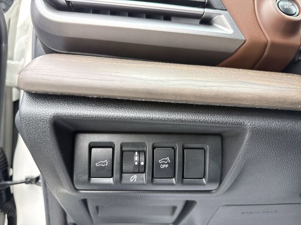 Used 2021 Subaru Outback Touring w/ Popular Package #2 AWD/4WD image 34
