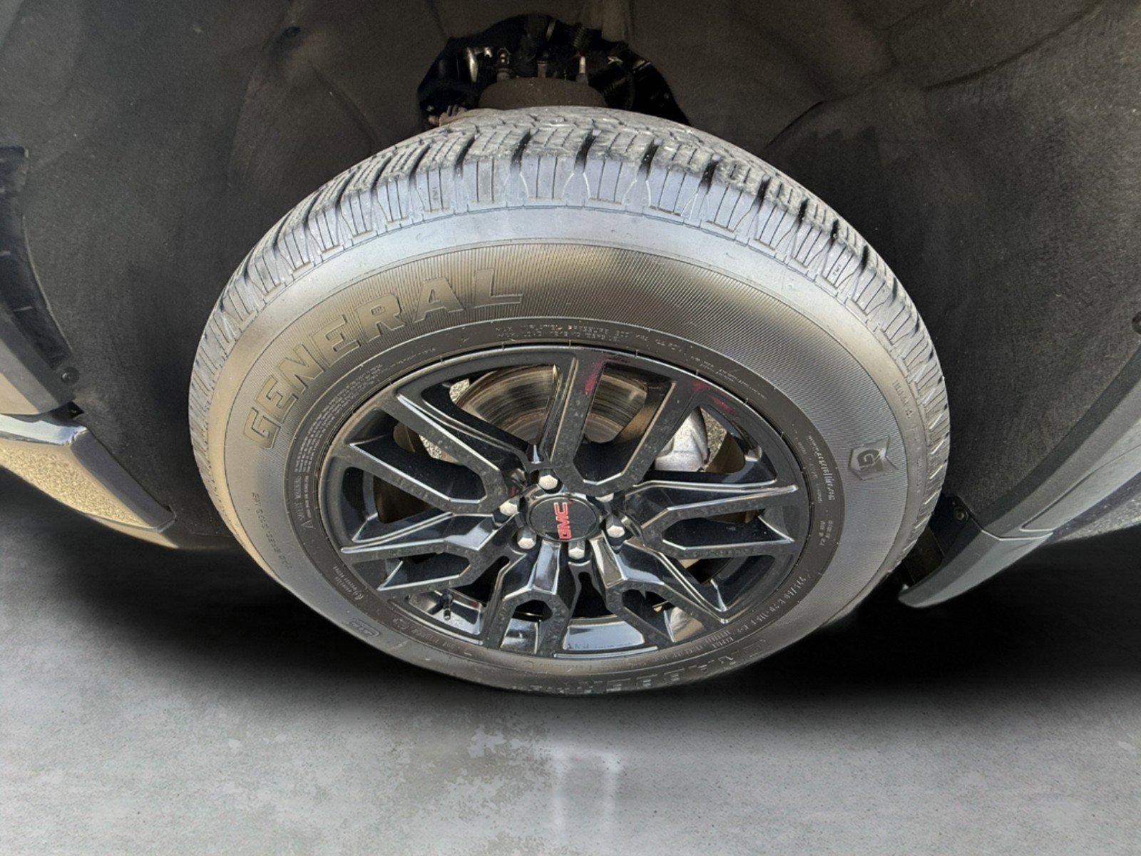 Used 2023 GMC Sierra 1500 Elevation image 32