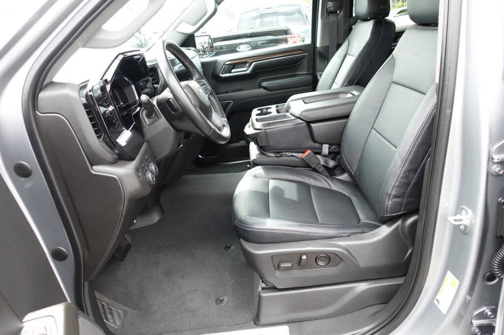 Used 2023 Chevrolet Silverado 1500 LT AWD/4WD image 20