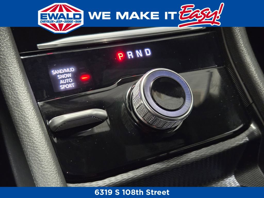 New 2025 Jeep Grand Cherokee Limited image 8