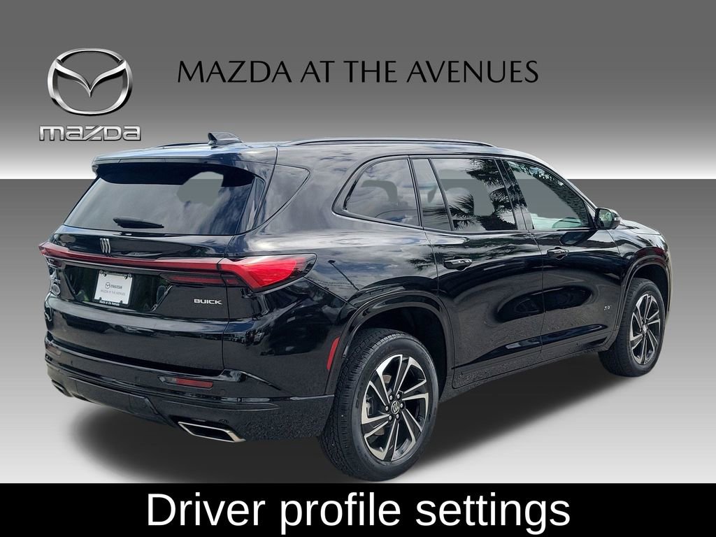 Used 2025 Buick Enclave Sport Touring FWD image 4