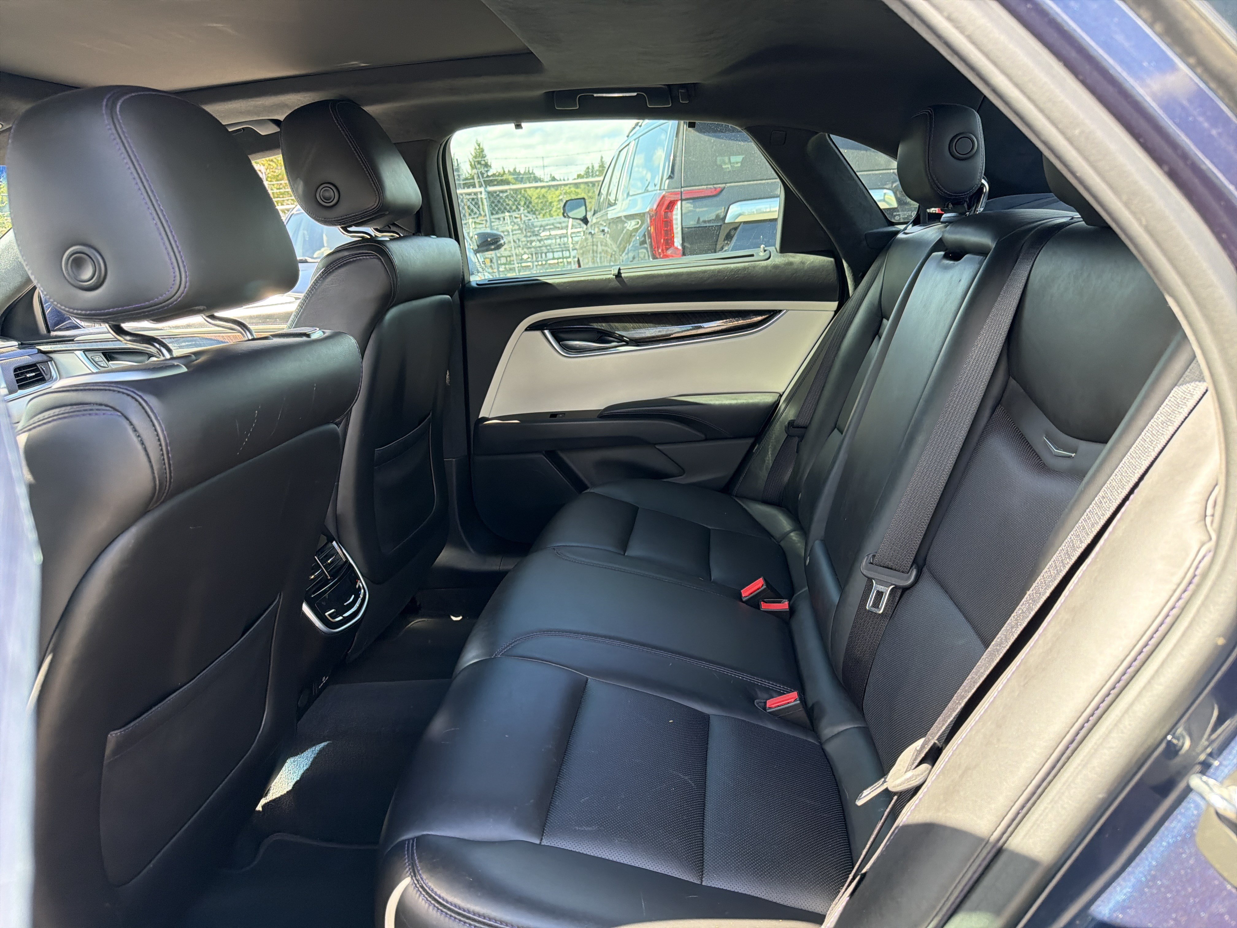 Used 2016 Cadillac XTS Platinum FWD image 9