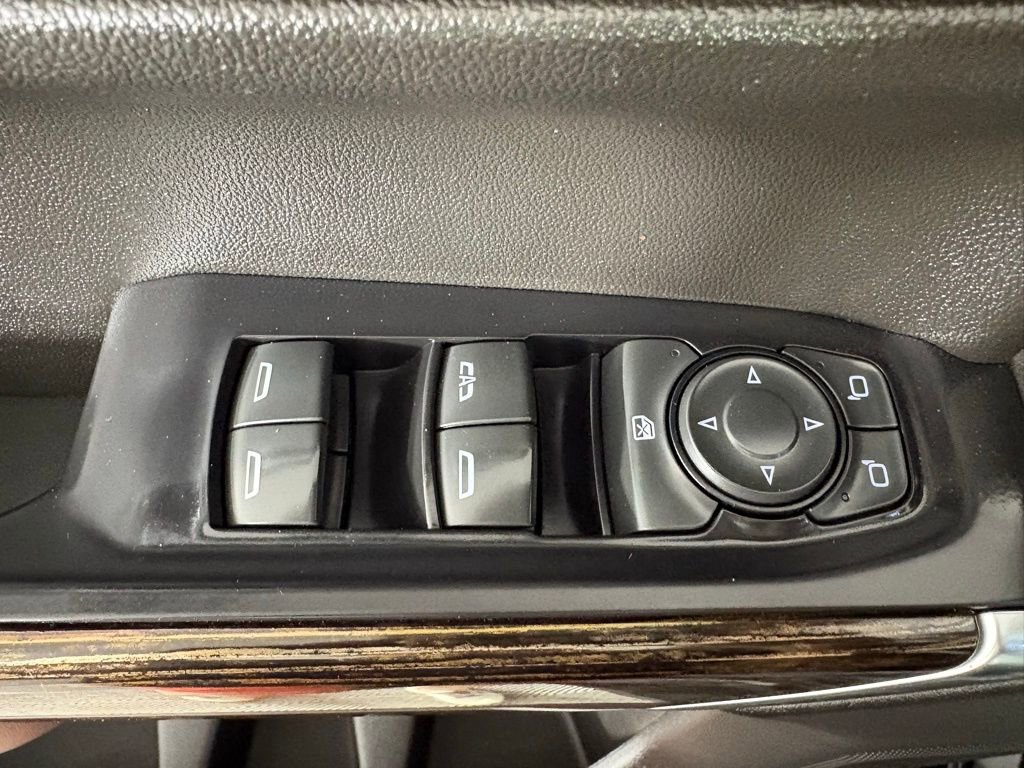 Used 2020 GMC Sierra 1500 Elevation w/ Elevation Value Package AWD/4WD image 17