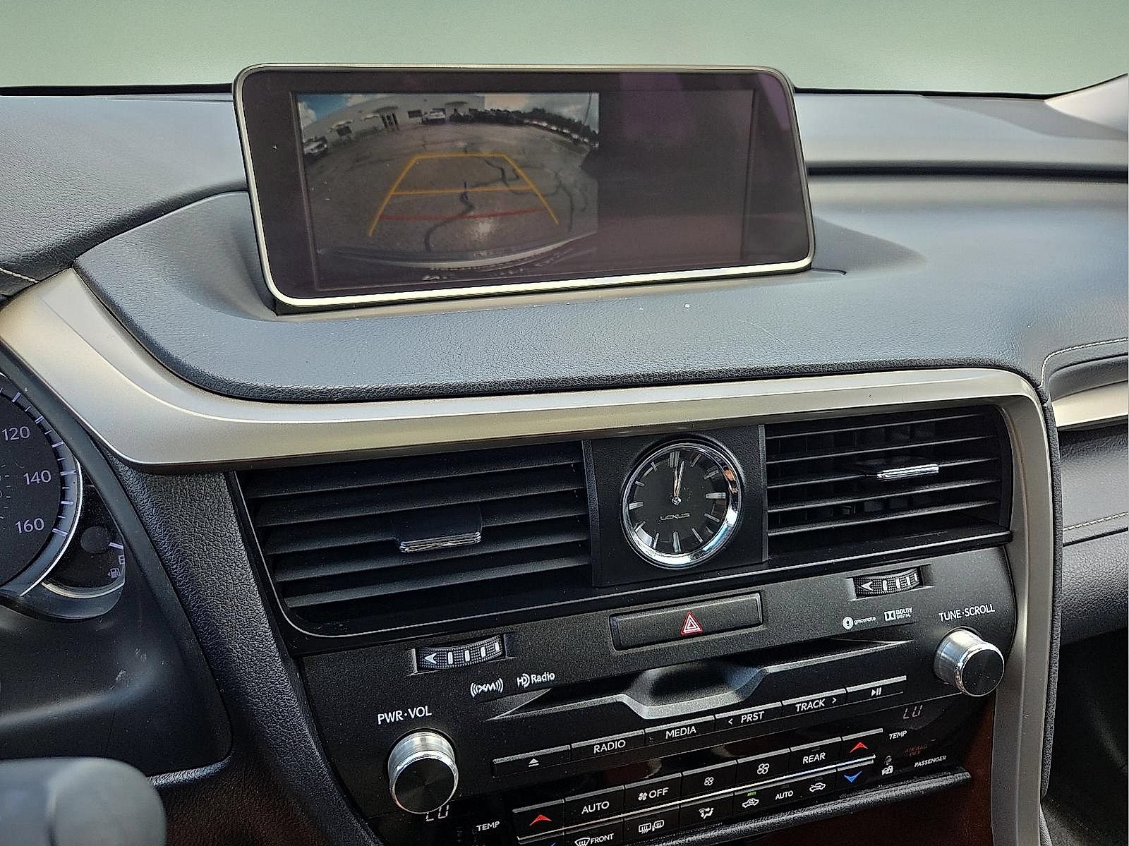 Used 2019 Lexus RX 350L FWD image 8