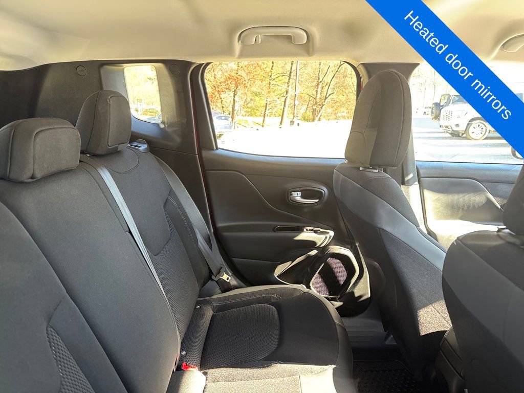 Used 2022 Jeep Renegade Latitude image 10