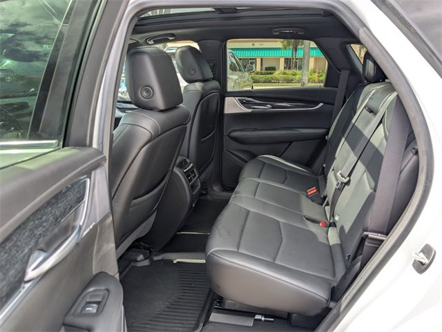 Used 2020 Cadillac XT5 Premium Luxury w/ LPO, Floor Liner Package image 19