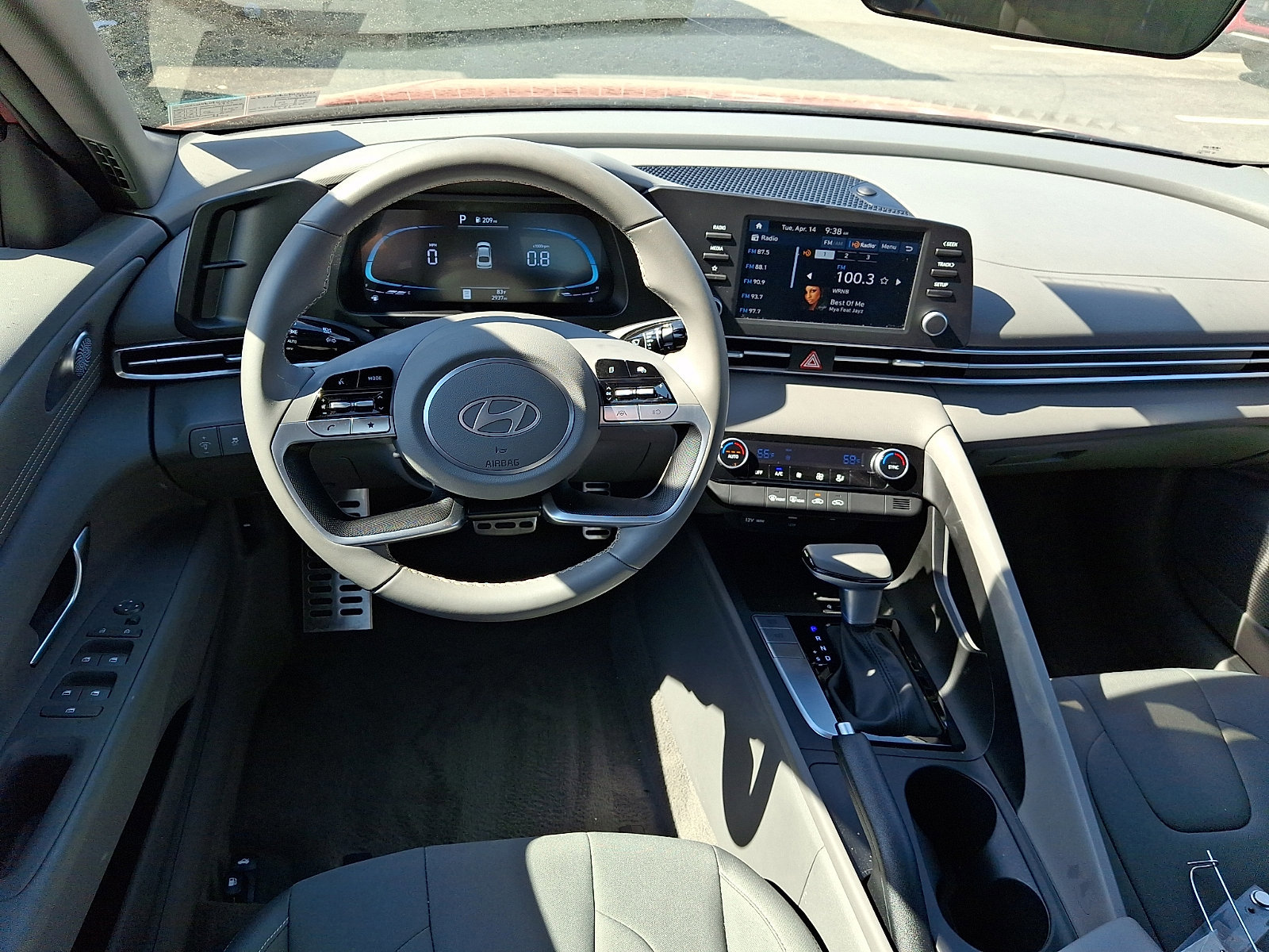Certified 2025 Hyundai Elantra Sport FWD image 11