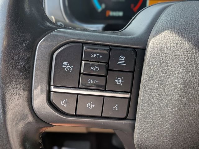 Used 2022 Ford F150 Lariat w/ Max Trailer Tow Package image 16