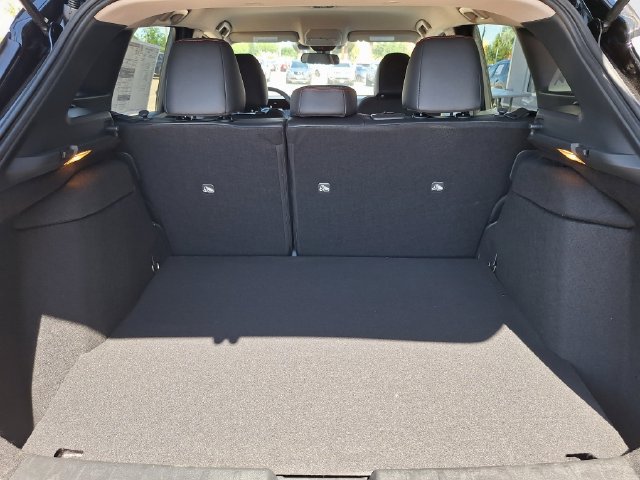 New 2026 Nissan Kicks SR AWD/4WD image 20