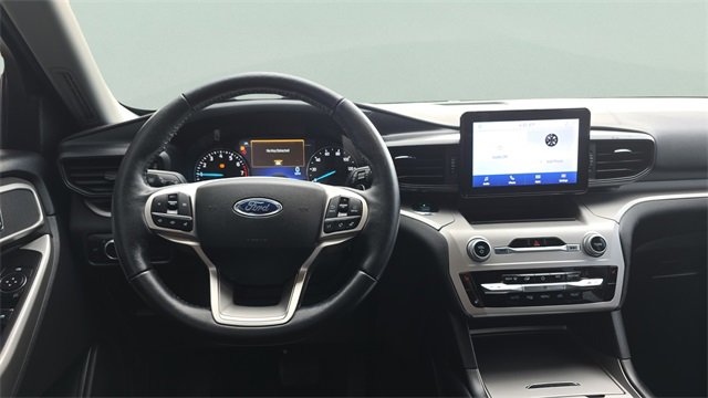 Used 2020 Ford Explorer XLT w/ Comfort Package image 26