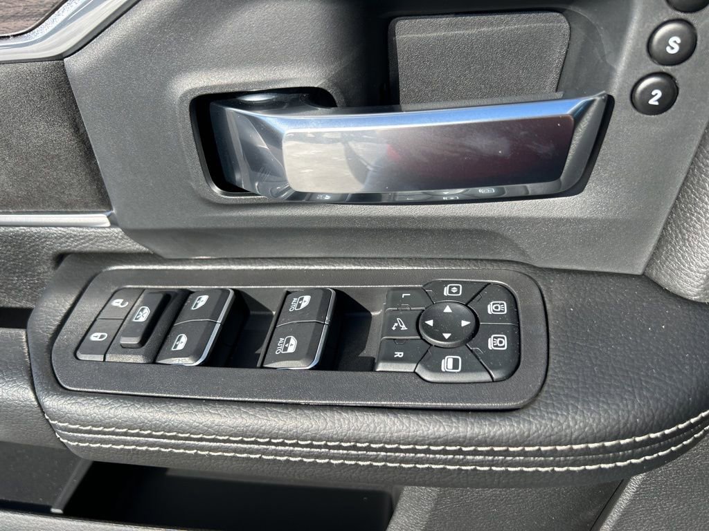 New 2026 RAM 2500 Laramie w/ Night Edition image 18