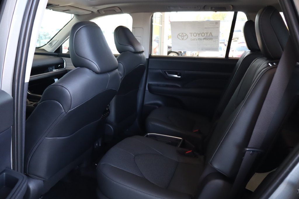 New 2026 Toyota Grand Highlander AWD Hybrid image 29