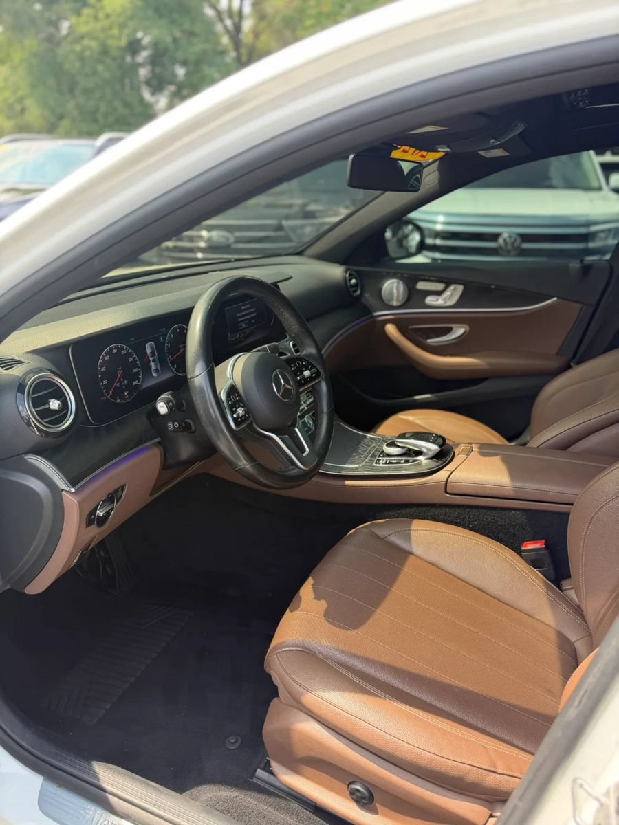 Used 2020 Mercedes-Benz E 350 4MATIC Sedan w/ Parking Assistance Package image 11
