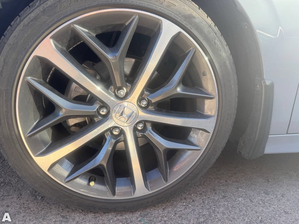 Used 2022 Honda Civic Touring image 6