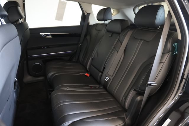 Used 2025 Genesis GV80 2.5T Standard AWD/4WD image 33