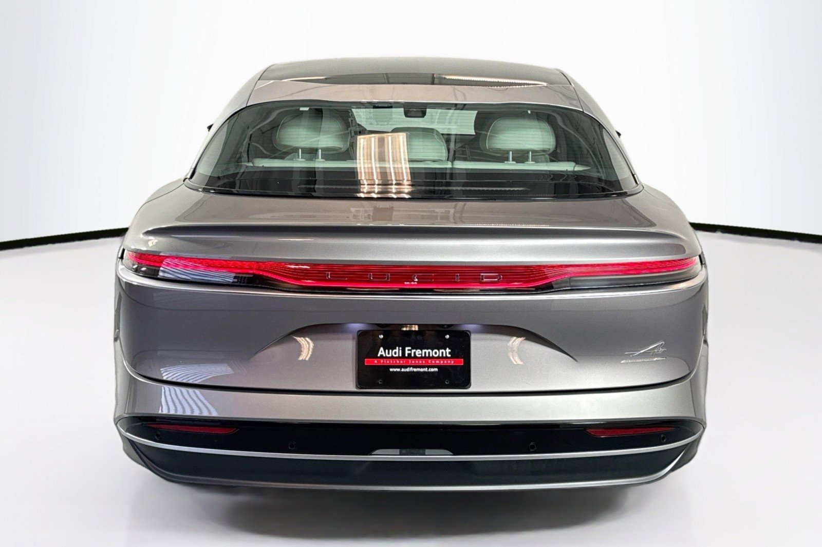 Used 2022 Lucid Air Grand Touring image 6