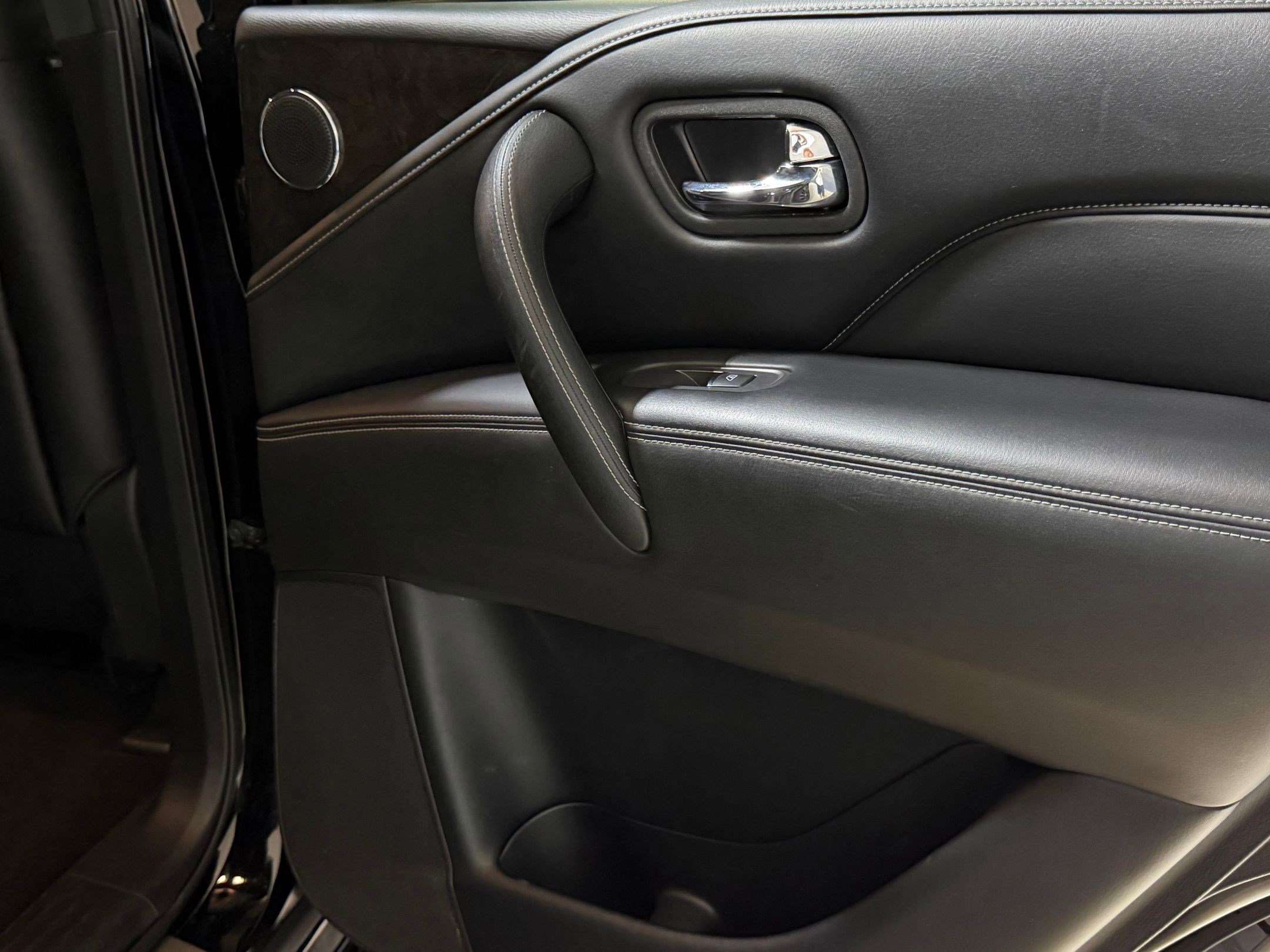 Used 2020 INFINITI QX80 Luxe w/ Edition 30 Package RWD image 46