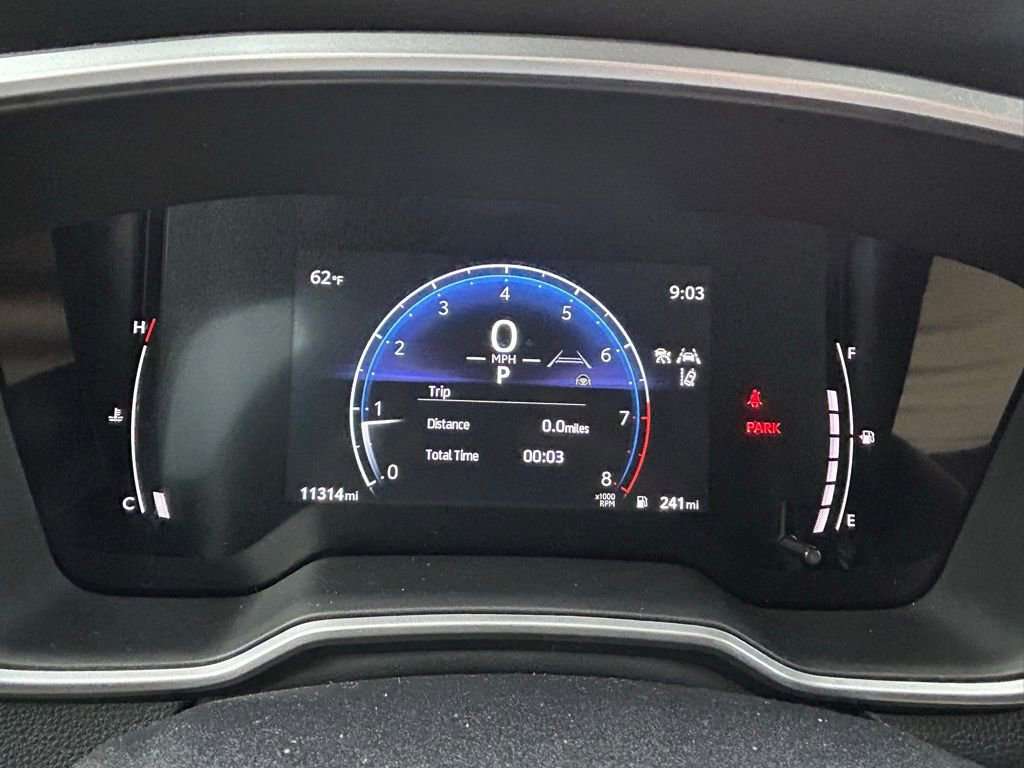 Used 2025 Toyota Corolla Cross XLE image 23