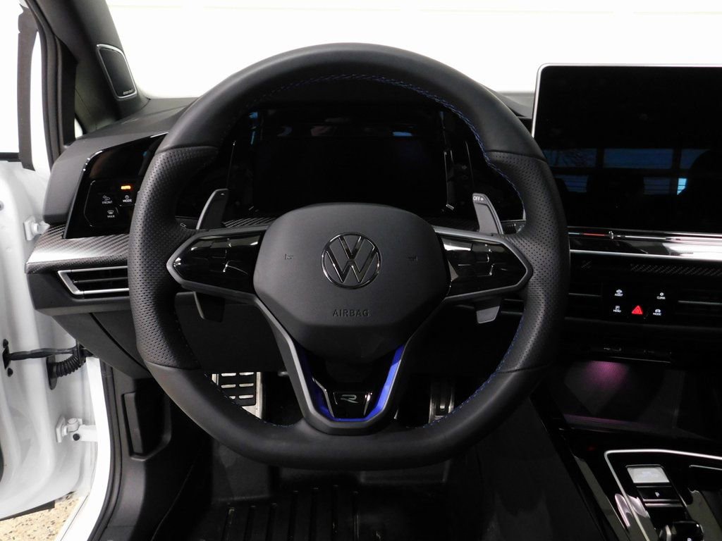 Used 2025 Volkswagen Golf R image 42
