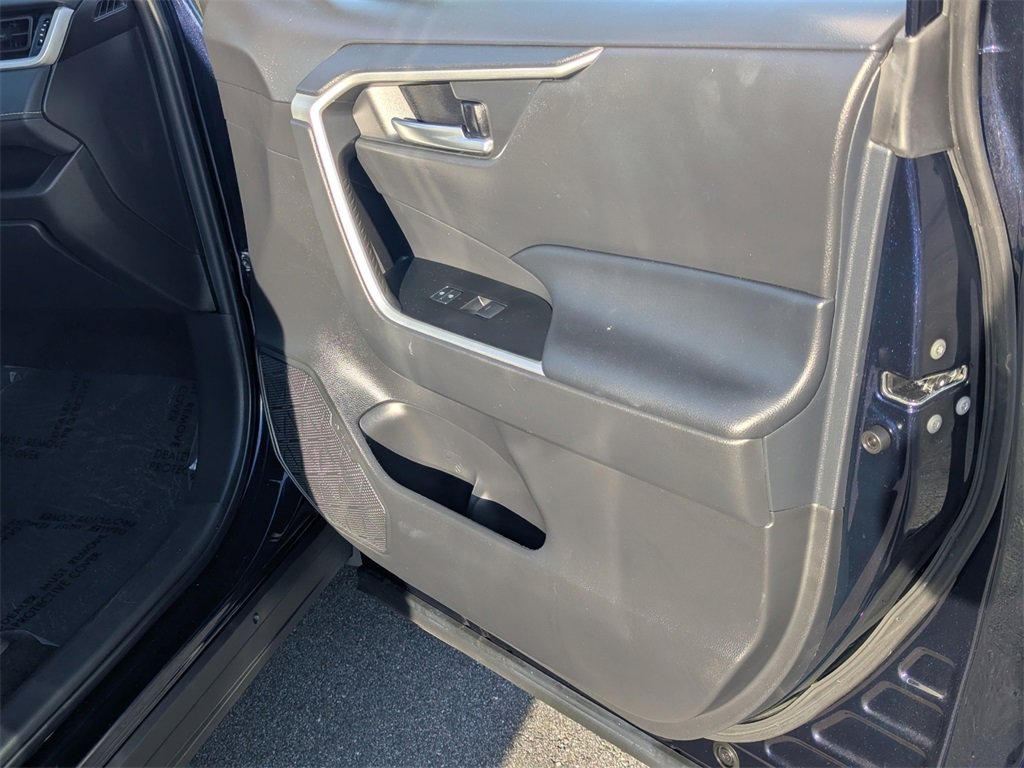 Used 2023 Toyota RAV4 XLE image 13