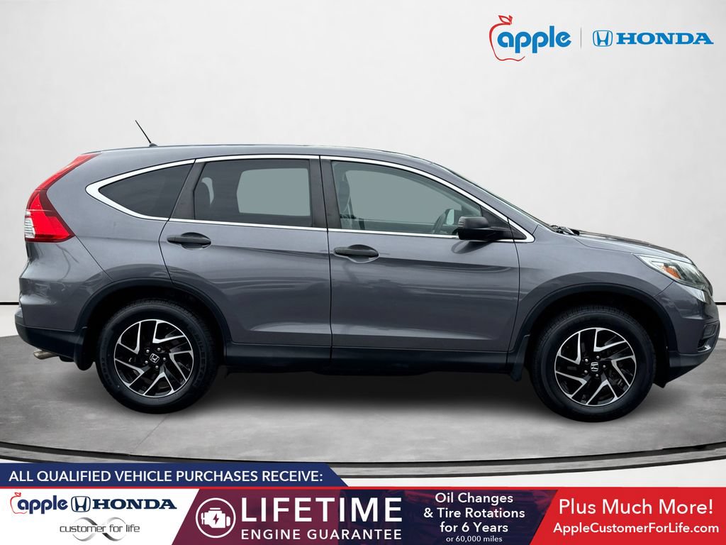 Used 2016 Honda CR-V SE image 2