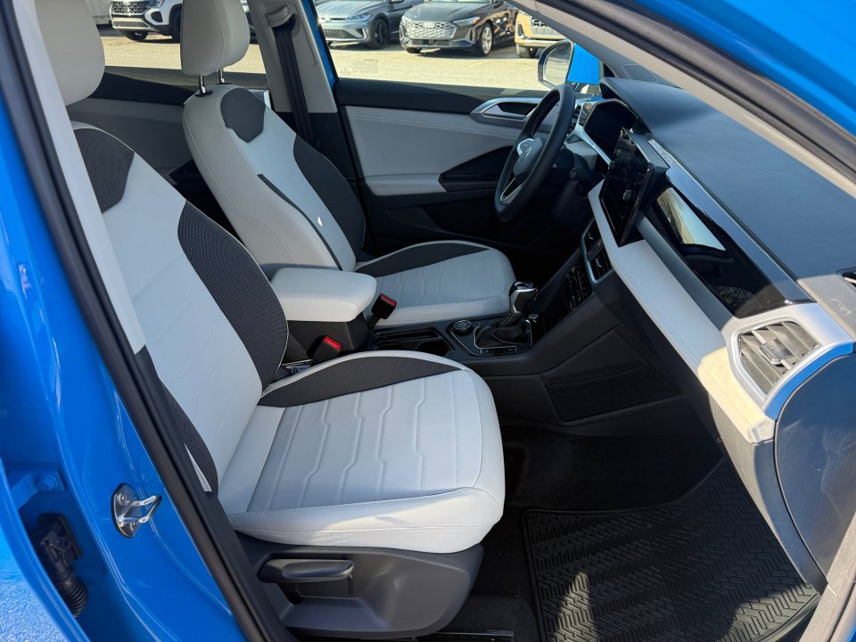 New 2026 Volkswagen Taos SE AWD/4WD image 28