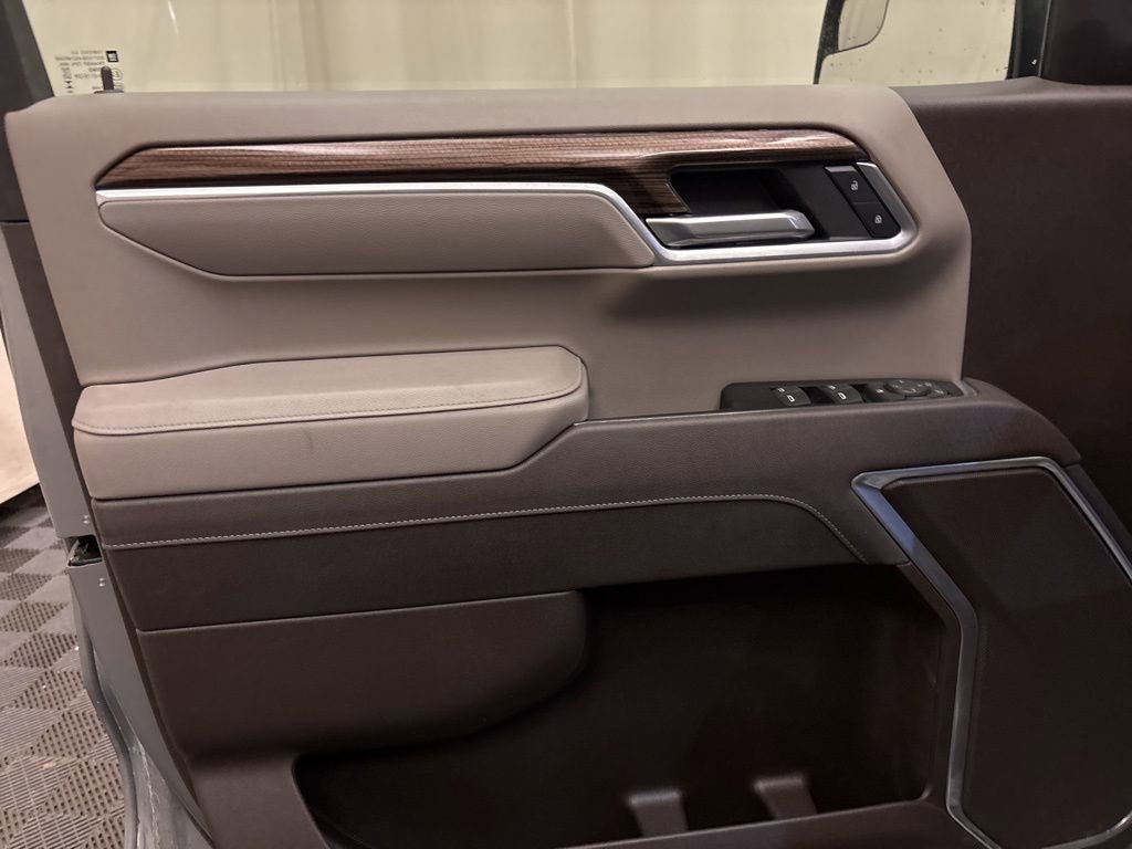 Used 2025 Chevrolet Silverado 1500 LT w/ Protection Package image 11