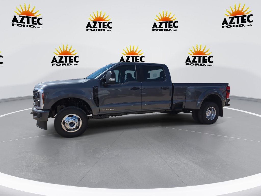 New 2026 Ford F350 XL w/ STX Appearance Package AWD/4WD image 4