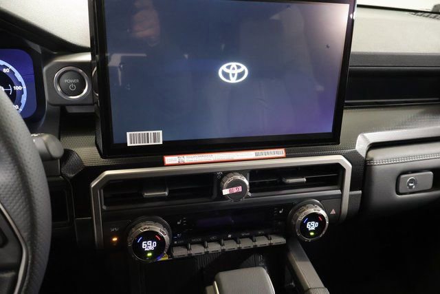 New 2026 Toyota 4Runner Limited AWD/4WD image 19