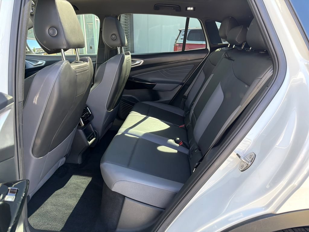 Certified 2023 Volkswagen ID.4 Pro S AWD/4WD image 14