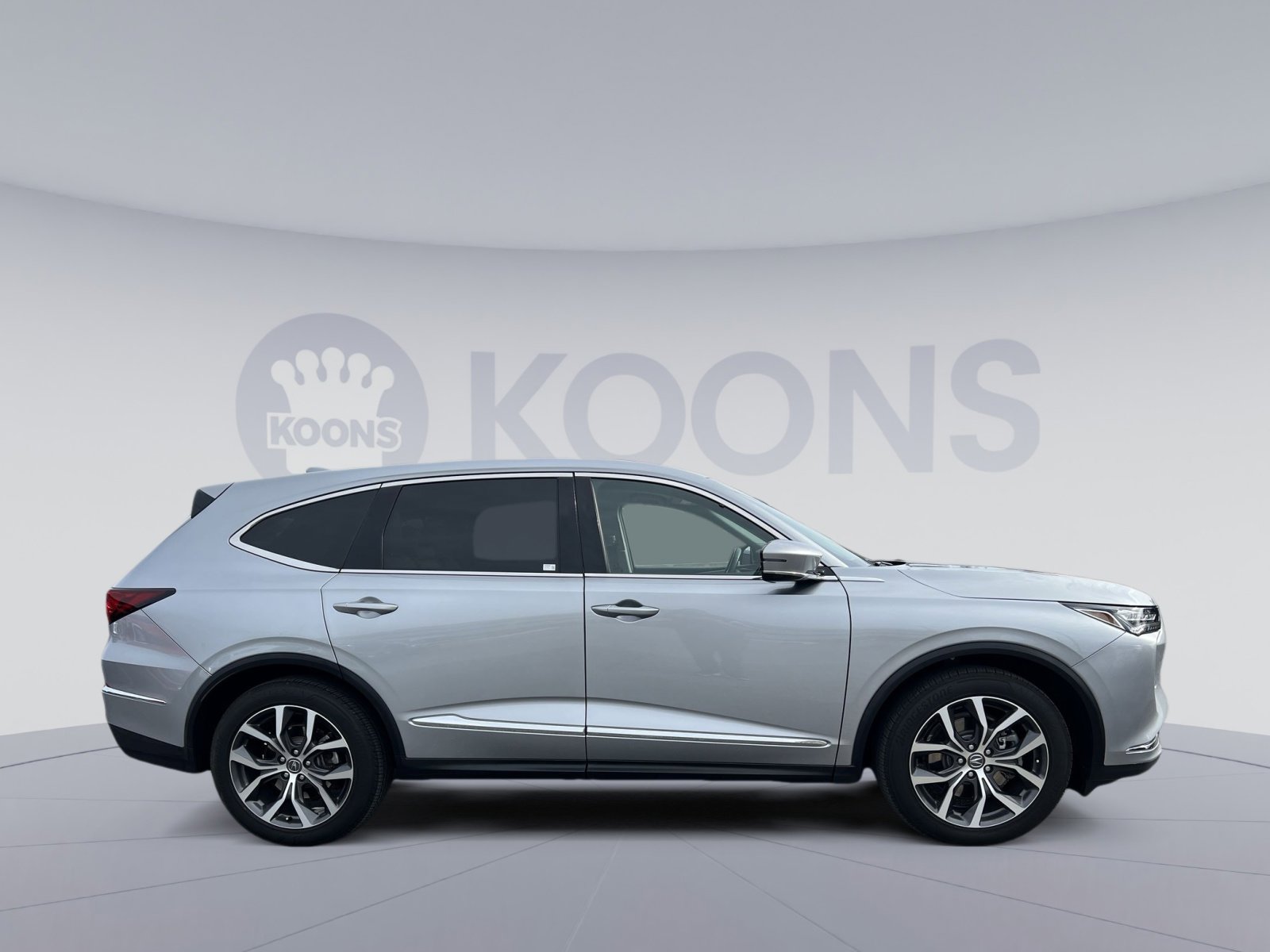 Used 2023 Acura MDX SH-AWD w/ Technology Package image 8