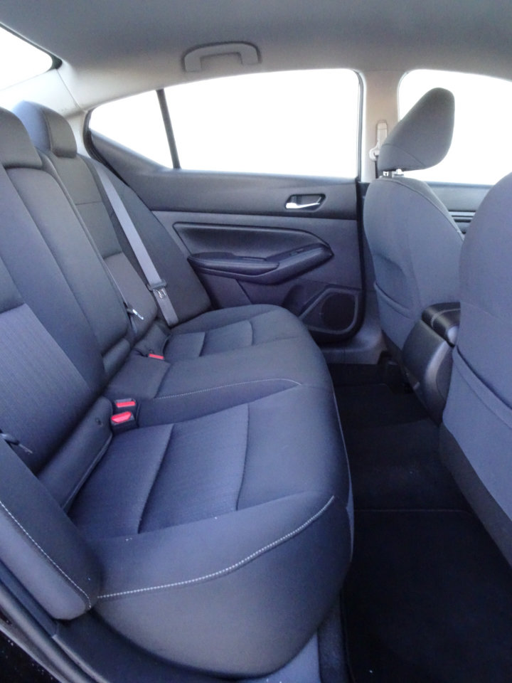 Used 2019 Nissan Altima 2.5 S AWD/4WD image 13