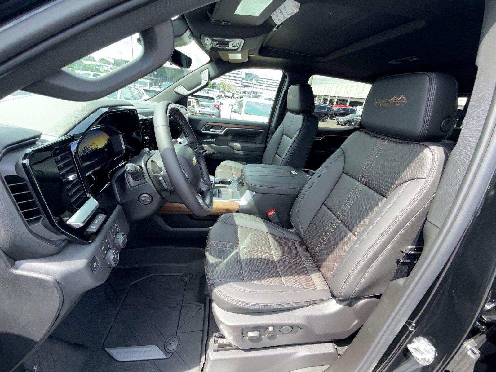 New 2026 Chevrolet Silverado 1500 High Country AWD/4WD image 13
