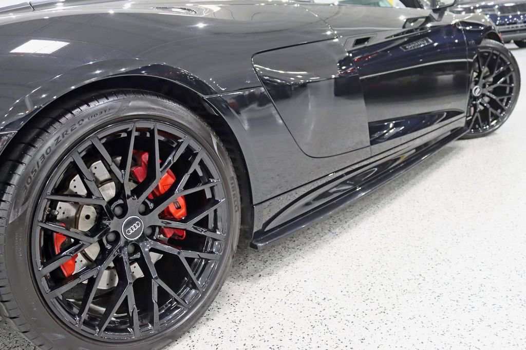 Used 2017 Audi R8 V10 AWD/4WD image 13
