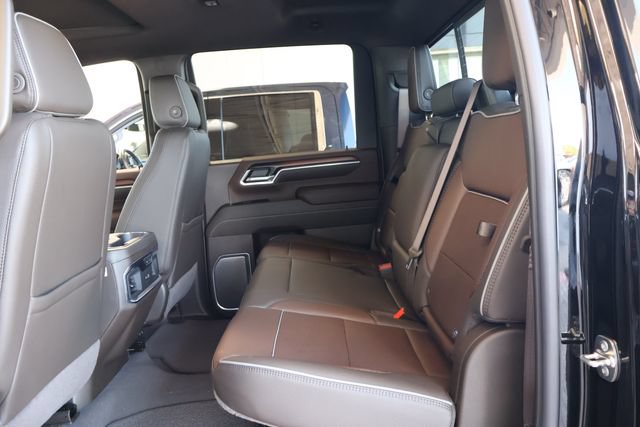 New 2026 GMC Sierra 3500 Denali w/ Denali Reserve Package AWD/4WD image 16