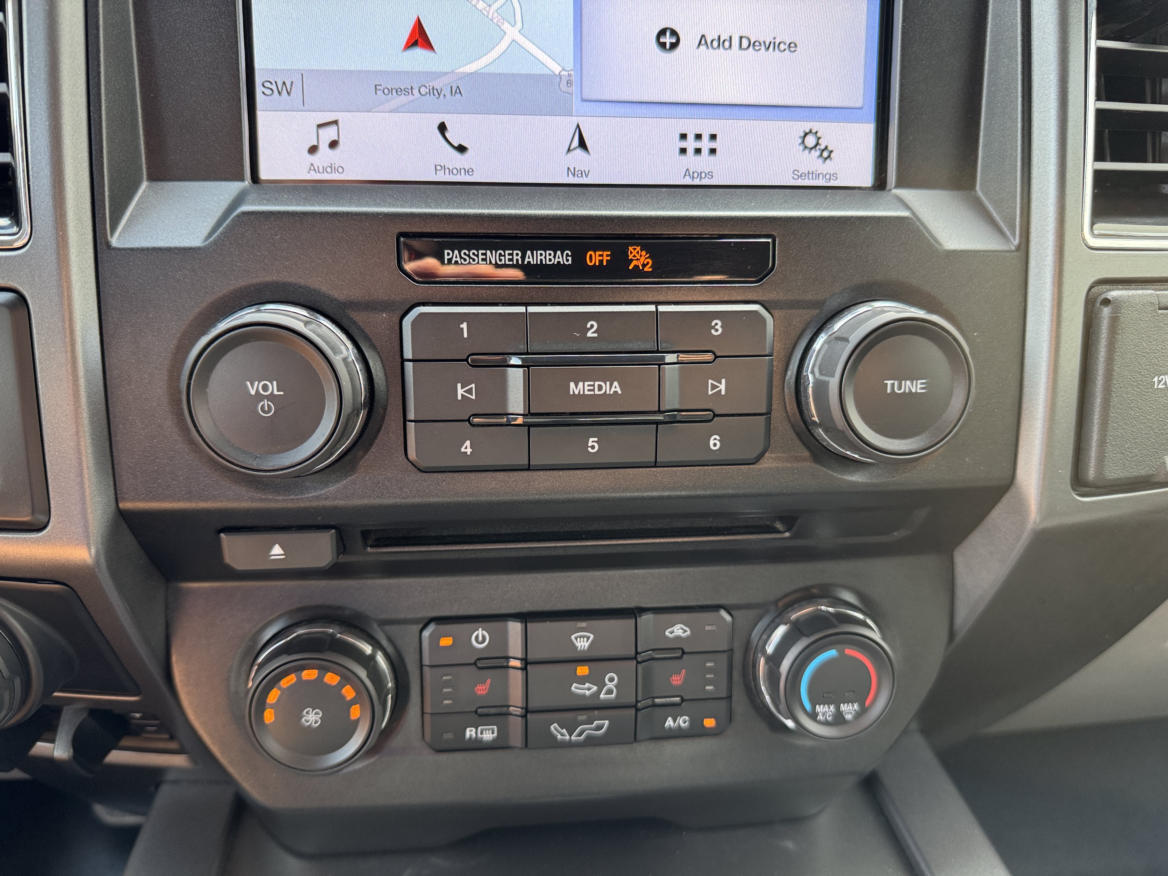 Used 2018 Ford F150 XLT w/ Equipment Group 302A Luxury AWD/4WD image 18