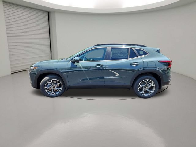 New 2026 Chevrolet Trax LT w/ Sunroof Package FWD image 4