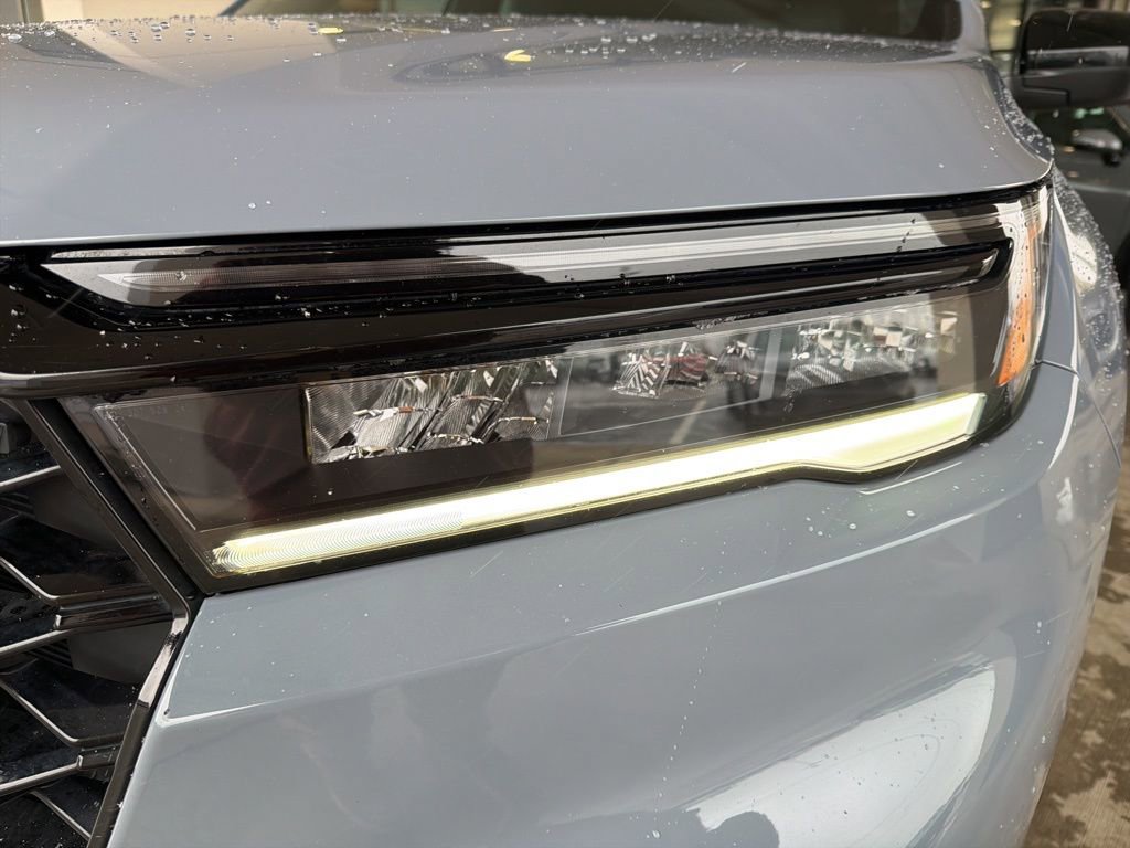 Certified 2025 Honda Pilot Black Edition image 9