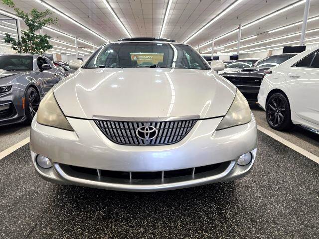 Used 2004 Toyota Solara SE image 2