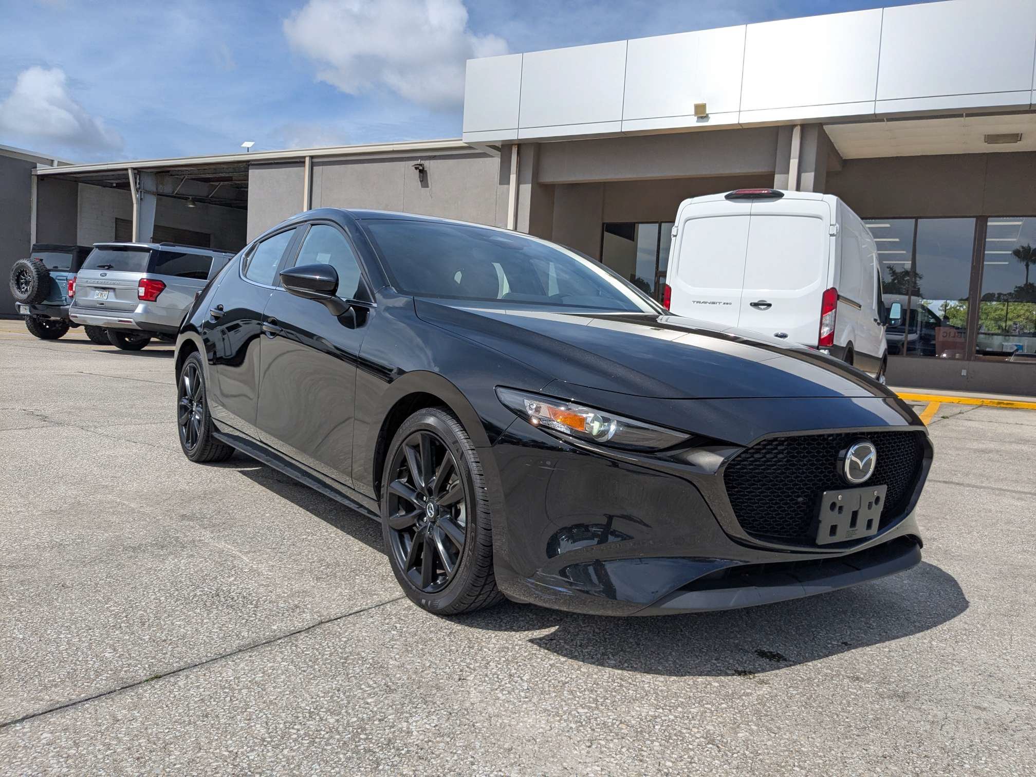 Used 2024 MAZDA MAZDA3 s FWD image 2