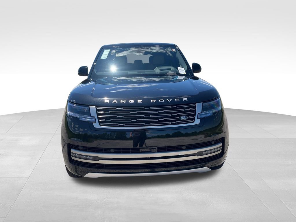 New 2026 Land Rover Range Rover Long Wheelbase SE AWD/4WD image 8