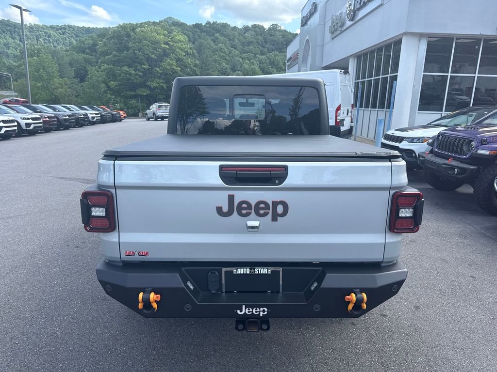 Used 2023 Jeep Gladiator Mojave w/ LED Lighting Group AWD/4WD image 5