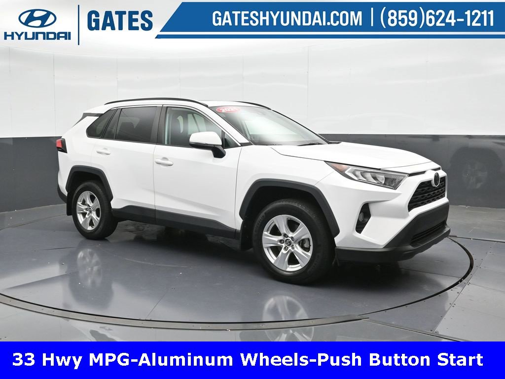 Used 2021 Toyota RAV4 XLE image 4