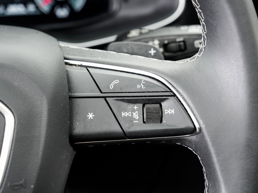 Used 2023 Audi Q8 Prestige w/ Prestige Package image 13