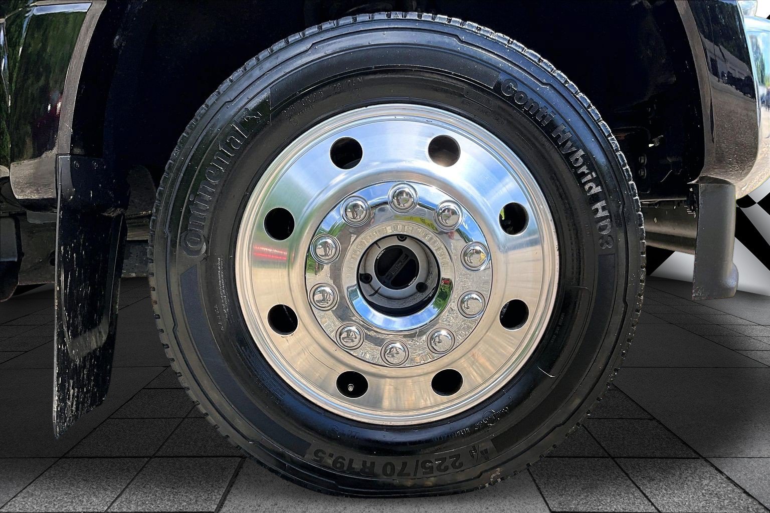Certified 2020 Ford F450 XLT w/ XLT Premium Package AWD/4WD image 8