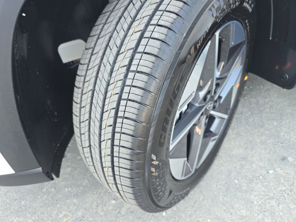 Used 2026 Hyundai Tucson SEL FWD image 34