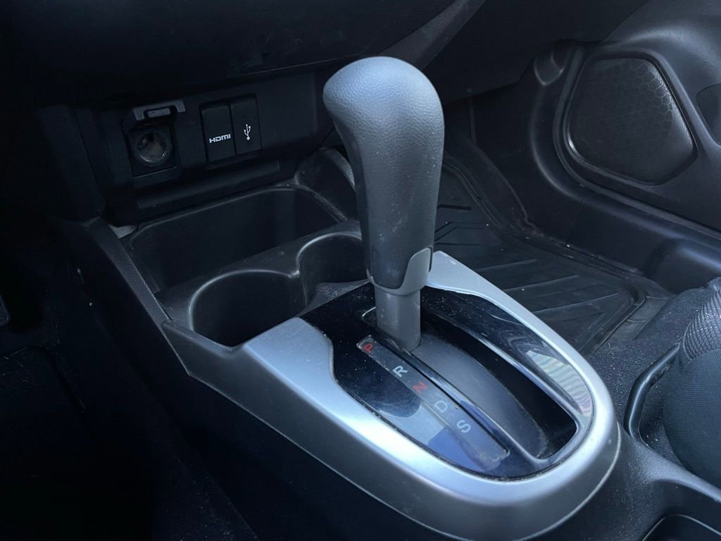 Used 2016 Honda Fit EX image 21