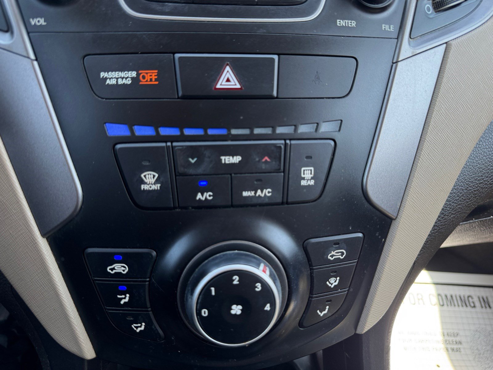 Used 2016 Hyundai Santa Fe Sport image 19